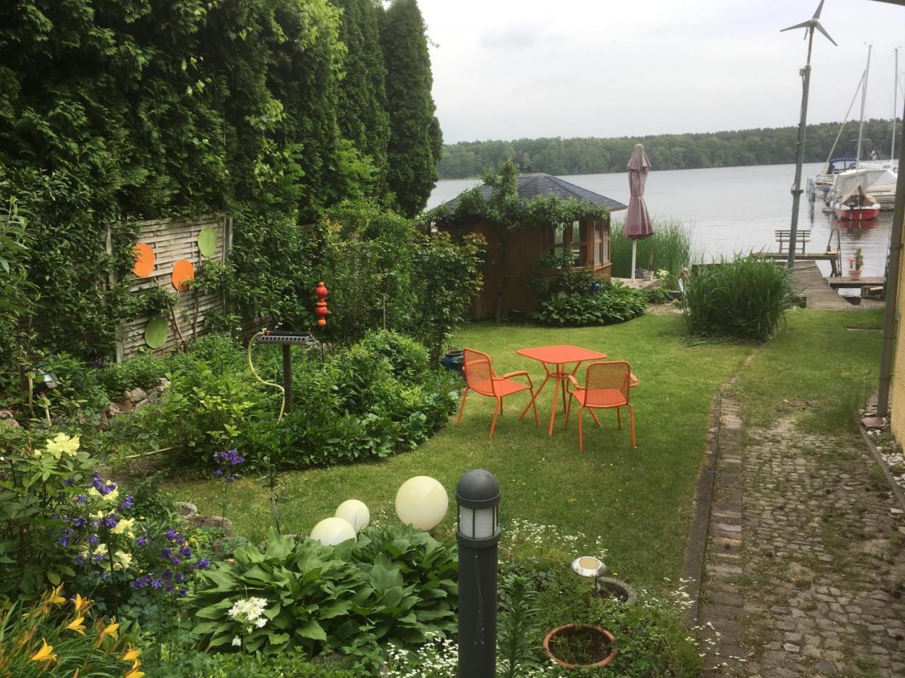 Zeuthen Ferienwohnung Am See, Stadtgrenze Berlin Екстер'єр фото
